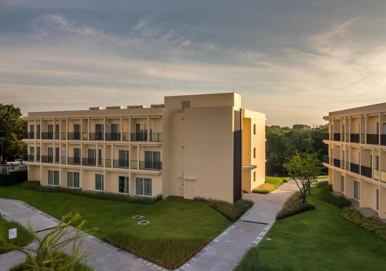 Eastin Thana City Golf Resort Bangkok Zewnętrze zdjęcie
