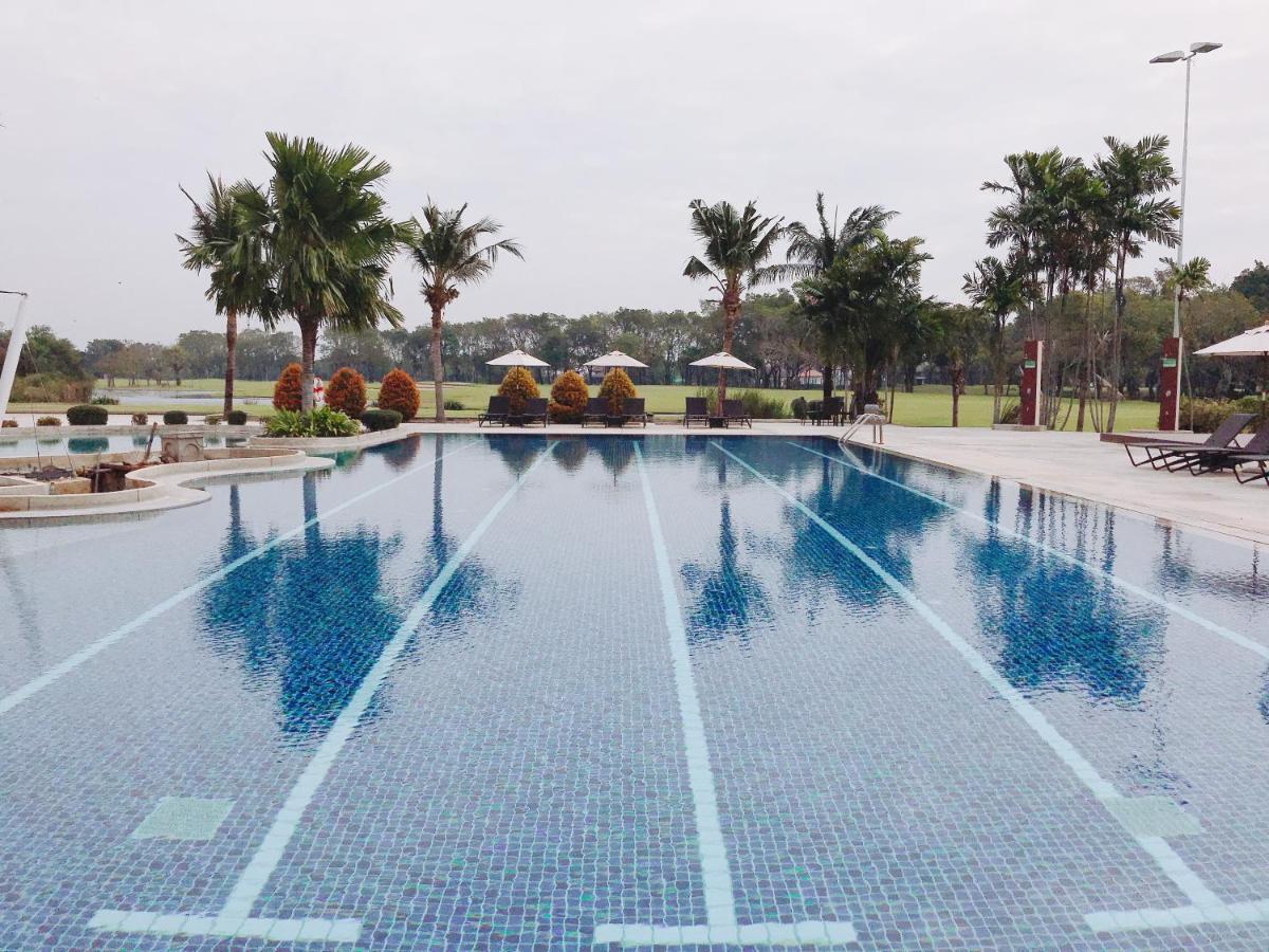 Eastin Thana City Golf Resort Bangkok Pokój zdjęcie