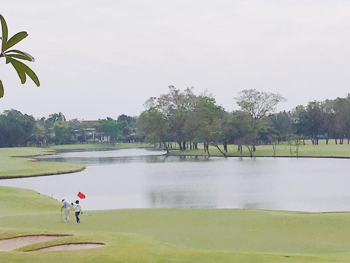 Eastin Thana City Golf Resort Bangkok Pokój zdjęcie